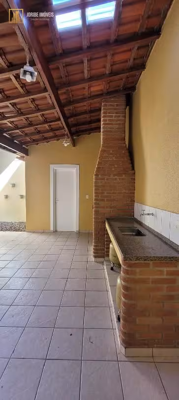 LINDA CASA A VENDA NO PORTAL DO SAIRA. VALOR CONVIDATIVO PARA CONDOMINIO.